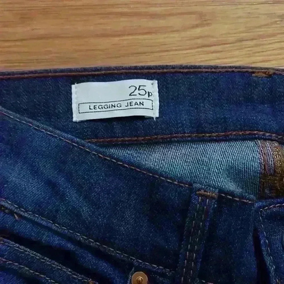 NWT GAP blue skinny jeans - Picture 2 of 4